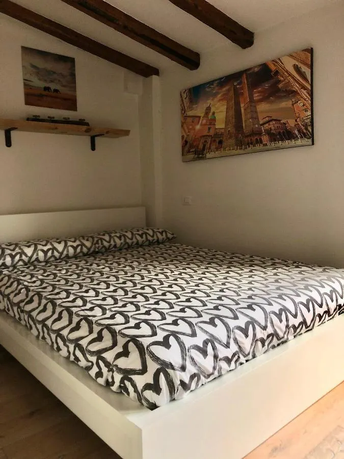 شقة Healthy Flat Bologna - Tower Skyline View إيطاليا